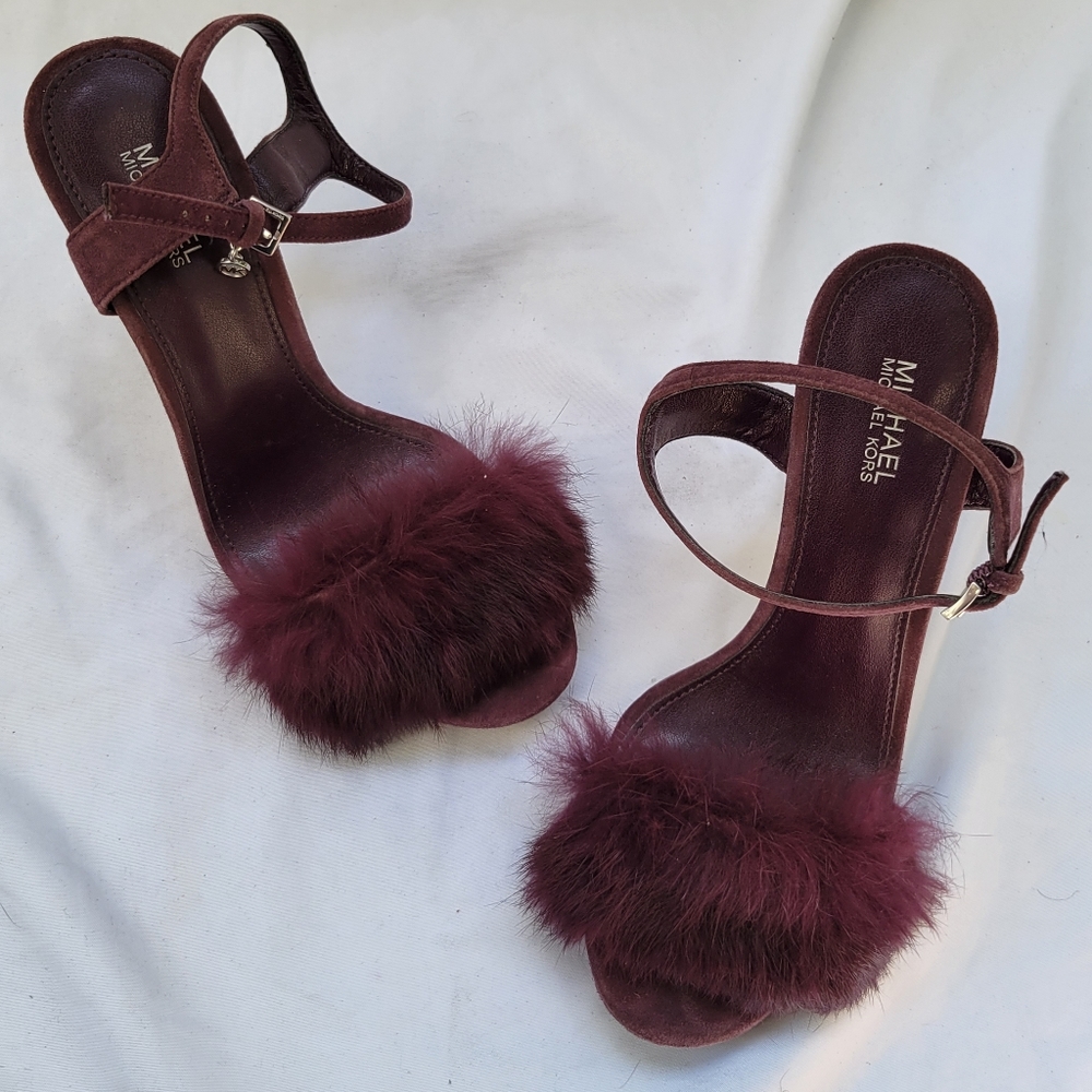 Michael by MK Faye Genuine Rabbit Fur Sandals